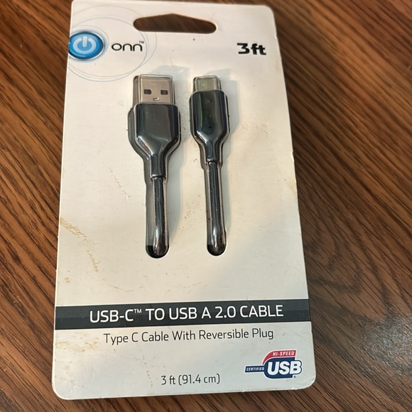 NWT NIP ONN 3 Ft Foot USB-C to USB A 2.0 Cable Type 3 Cable with Reversible Plug - Picture 1 of 16